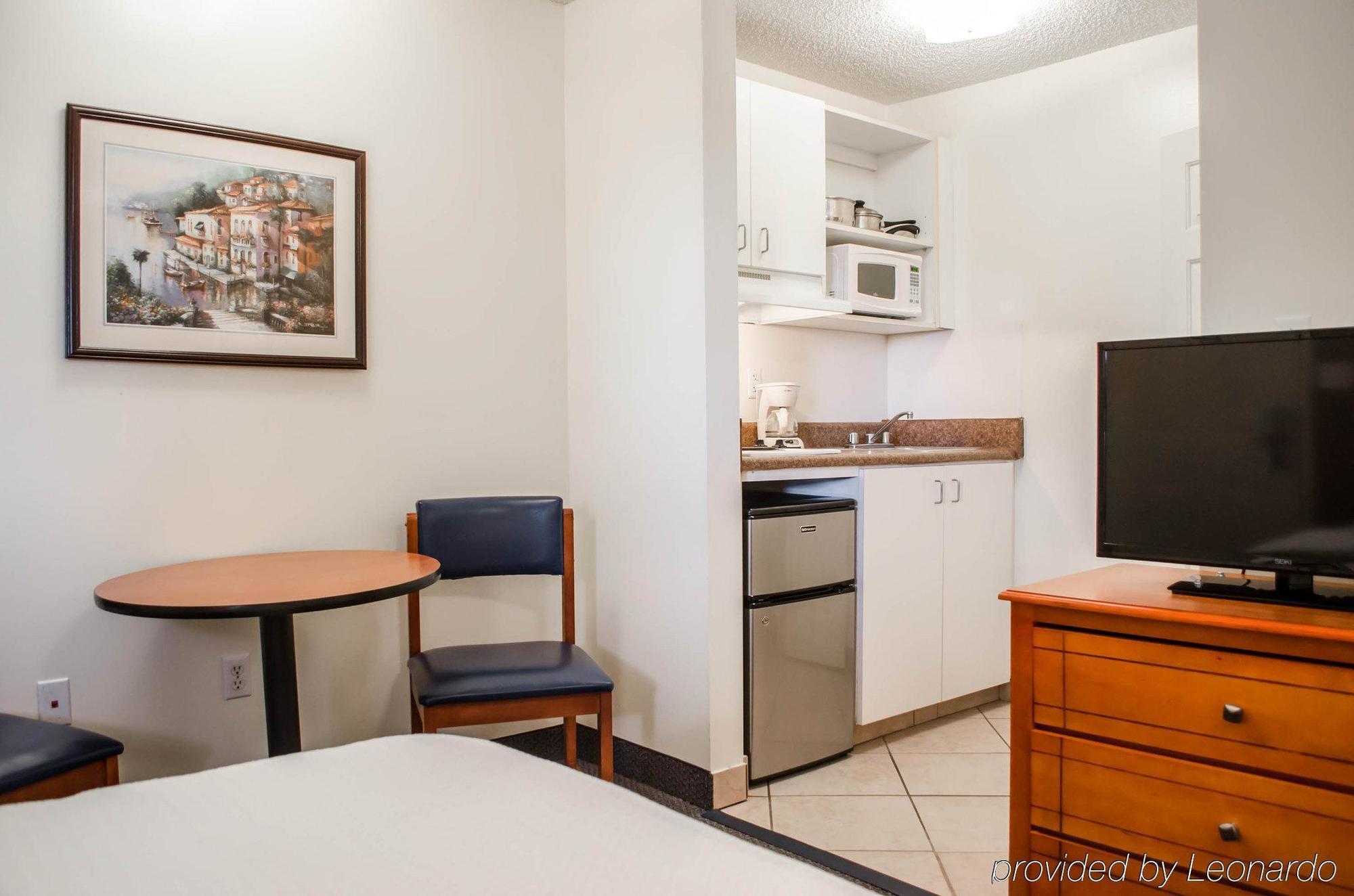 Tampa Bay Extended Stay Hotel Largo Eksteriør billede